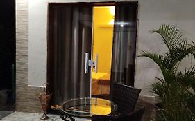 A H Amabillehouse Suite